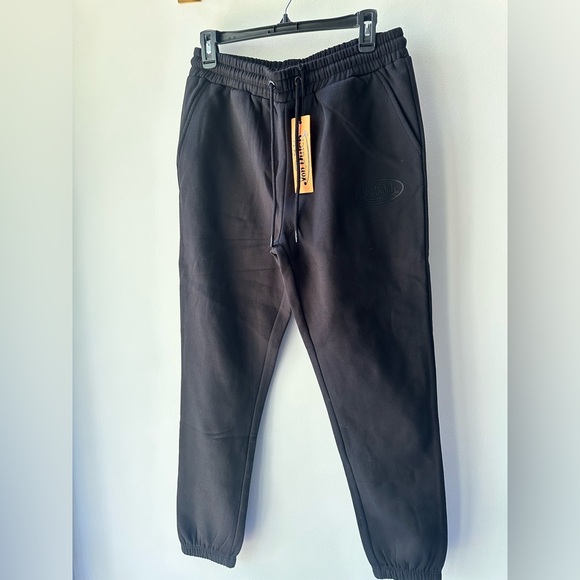 Von Dutch Other - 750. NWT UNISEX. Von dutch small Black Jogger Pants